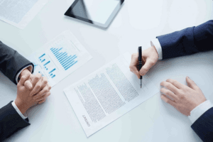 تقنيات متقدمة في إدارة العقود الاستراتيجية