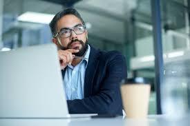 تدريب التفكير النقدي – ورشة اتخاذ القرار المبني على الأدلة